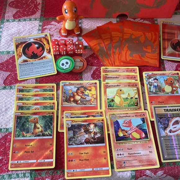 Pokemon TCG Charmander/Charmeleon Bundle w/ Box (16 cards, figurine, & more) - Picture 3 of 14